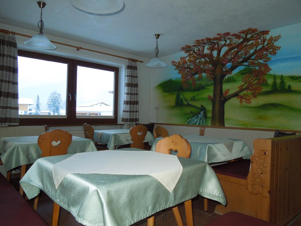 Bed and Breakfast Haus Bergkranz Lermoos Esterno foto