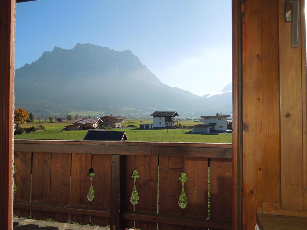 Bed and Breakfast Haus Bergkranz Lermoos Esterno foto